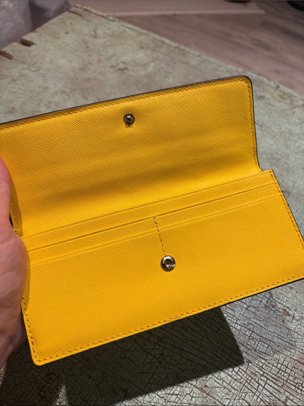Michael Kors Jet Set Travel Saffiano Leather Wallet Marigold Yellow - Picture 4 of 5